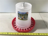6lb Poly Hanging Feeder - New