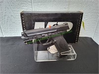 Smith & Wesson M&P40 40SW Pistol