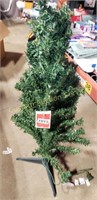 MINI CHRISTMAS TREE