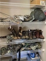 Assorted hunting items. Turkey decoy missing fan