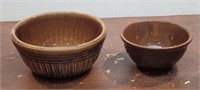 2 small stoneware bowls