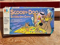 Vintage Milton Bradly Scooby and Scrappy Doo game