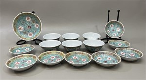 15 Blue/Green Chinese Export Porcelain Dinnerware