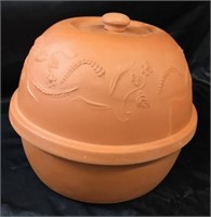 TERRA COTTA  ROASTER W / LID