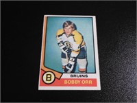 1974 75 Topps Bobby Orr Hockey Card #100