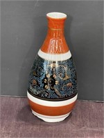Asian Japanese flower vase