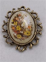 HAND PAINTED CAMEO STYLE BROOCH
