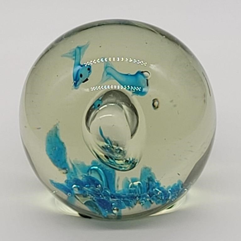 DOLPHIN CONTROLLED BUBBLE BLOWN GLASS PAPERWEIGHT
