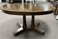 20th Century Cherry Pedestal Dining Table
