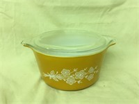 Pyrex BUTTERFLY GOLD Casserole with Lid #473-B