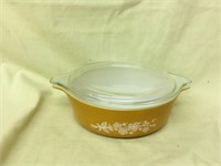 Pyrex BUTTERFLY GOLD Casserole with Lid #471-B