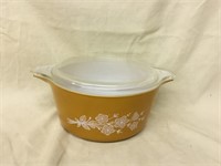 Pyrex BUTTERFLY GOLD Casserole with Lid #474-B