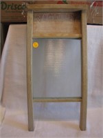 Vintage Victory Glass Washboard 18" x 8&5/8"