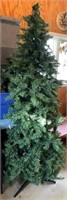 7' LIGHTED CHRISTMAS TREE