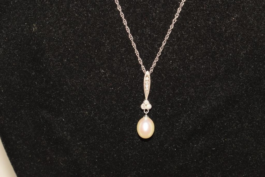 14K Pearl & Diamond Necklace