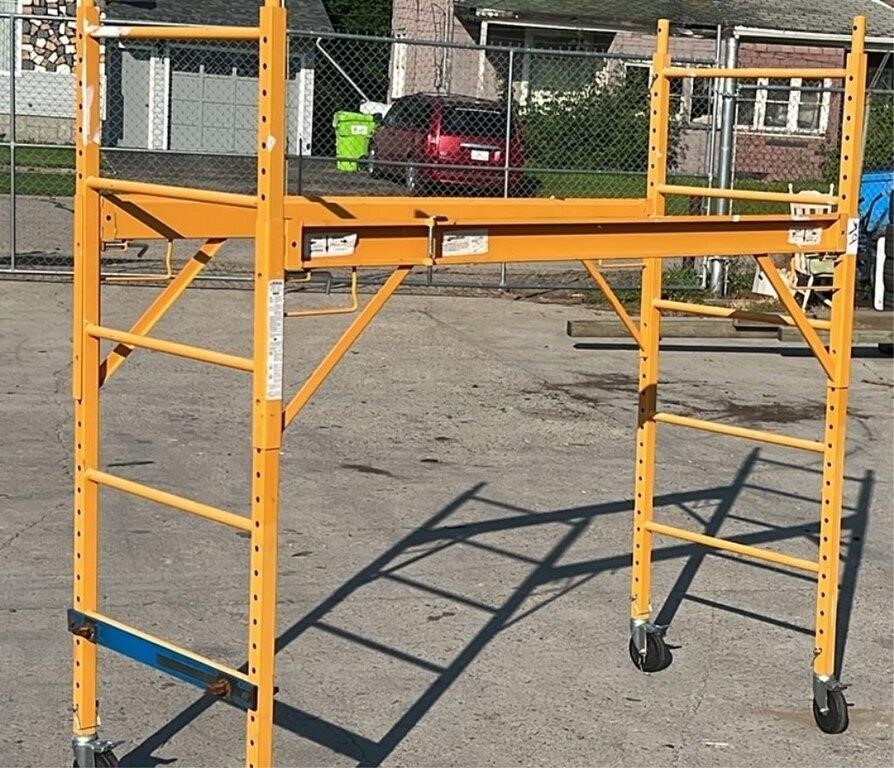 Collapsible Rolling Scaffold. 6 feet long x 29"