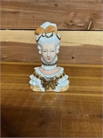 MARIE ANTOINETTE SALT/PEPPER SHAKER