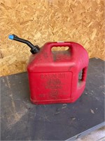 5 gallon plastic gas can