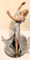 Vintage Schaubach Kunst Germany - dance figurine