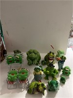 Collectable frogs lot