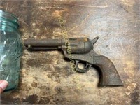 Cast iron decorative pistol- very heavy