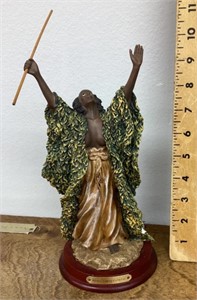 Zulu tribal figure