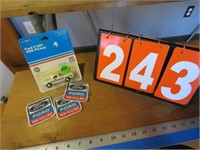 1/64 ERTL FORD PICKUP & 3 FORD NEW HOLLAND PATCHES
