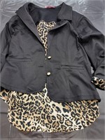 Used (Size S) women jacket 




S