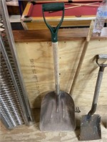 Gravel Shovel