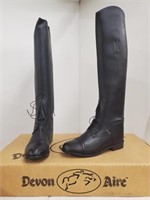 DevonAire Womens Size 8.5 Slim Field Boot