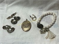 Goldtone locket and other pretty jewelry