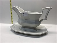 RED-CLIFF IRONSTONE LARGE GRAVY BOAT AND PLATE