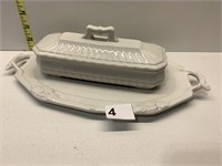 RED-CLIFF IRONSTONE BUTTER DISH WITH SERVING