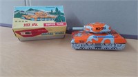 TIN TOY WIND UP ARMY TANK WITH BOX