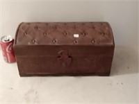 small vinyl chest trunk