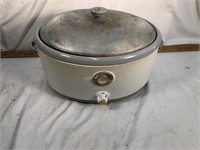 Vintage Porcelain Nesco Hot Pot