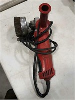 Milwaukee 4  1/2 in sander, grinder tested