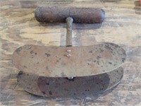 Primitive Two Blade Food Chopper