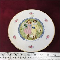 Royal Doulton Valentines Day 1976 Plate