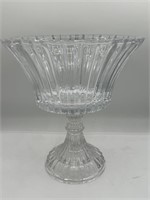 Heavy Glass Footed Punch Bowl\Center piece