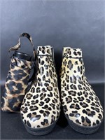 Leopard Print Women's Waterproof Boots & Umbrella