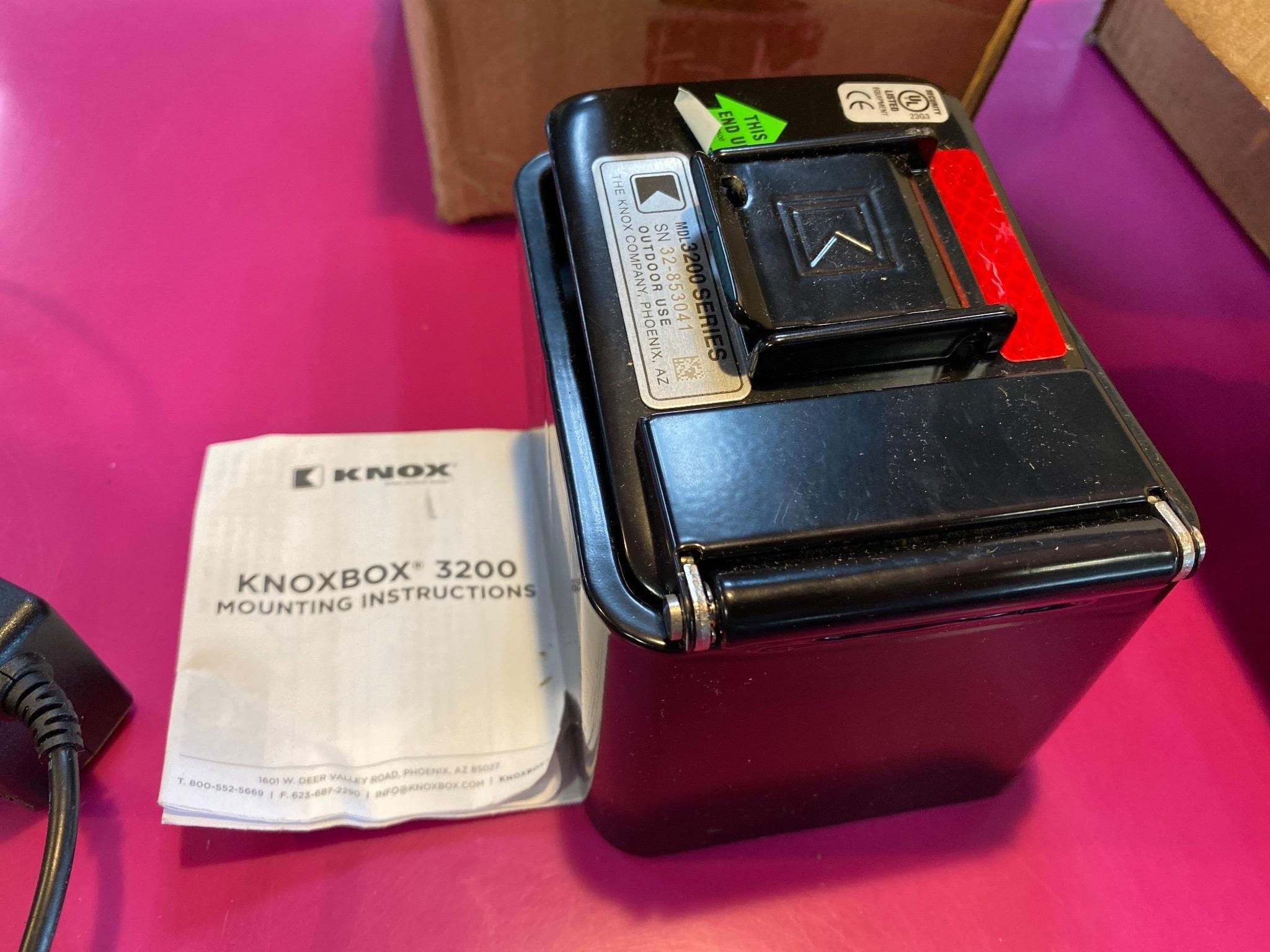 New! Knoxbox 3200 Key Safe
