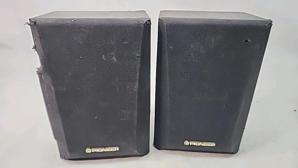 Pioneer 10 inche speakers