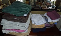 Lot of Assorted Towels & Washcloths