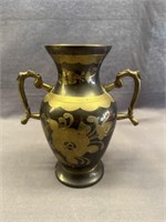 VINTAGE BLACK AND GOLD BRASS VASE/URN 8"