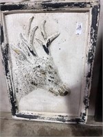 FRAMED METAL DEER HEAD 27x20