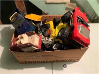 LOT: Toy Cars & Trucks