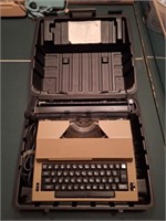 Sears The Electric 2 Typewriter in Case