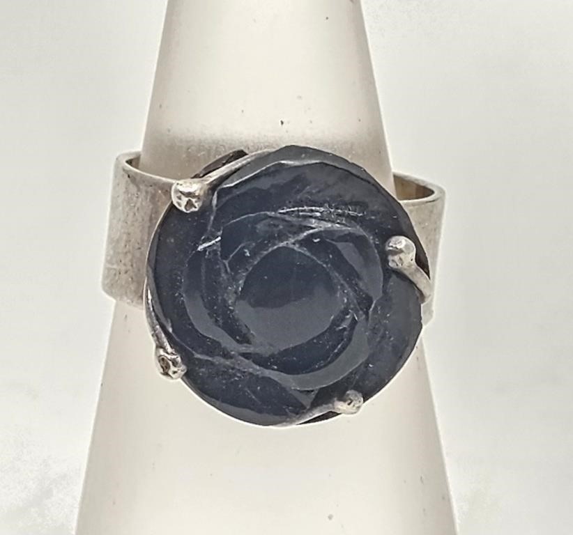 Sterling Silver Onyx Sculpted Flower Ring