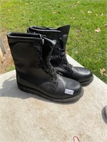 New Gore-tex boots- size 15 w